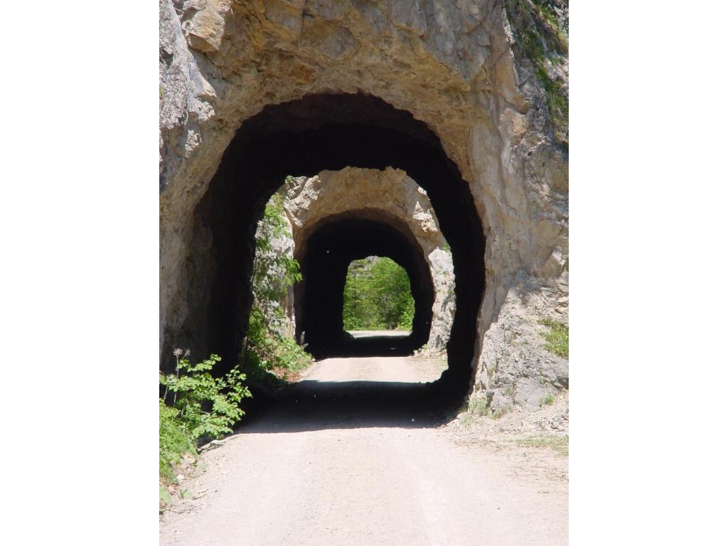 Tunnel