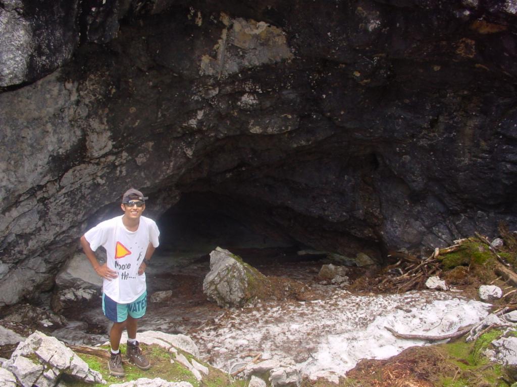 Große Höhle