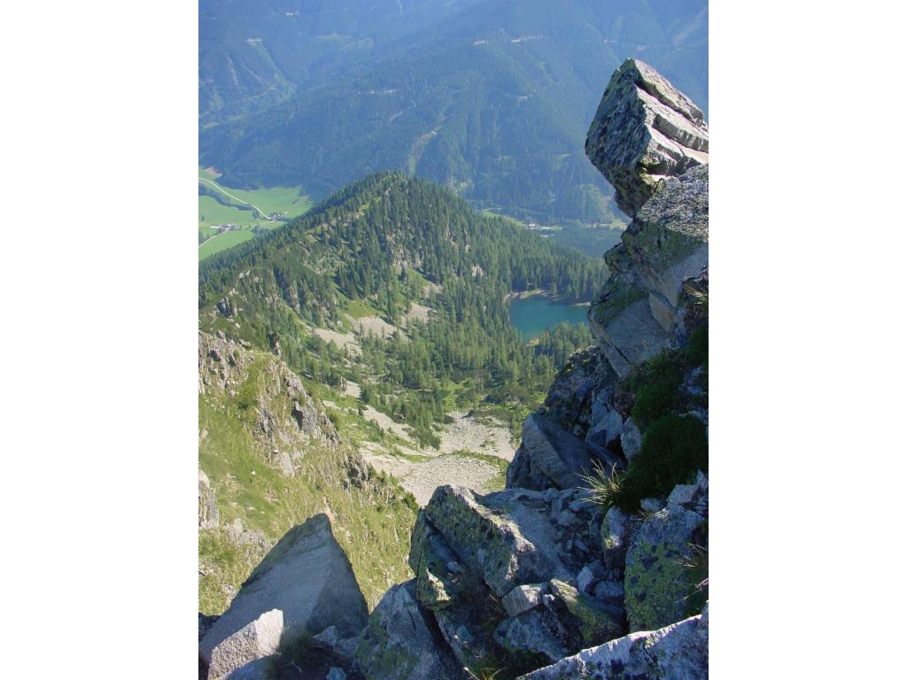 Blick vom Nordgrat hinab zum Eberlsee
