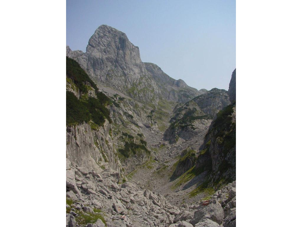 Kopfwand und "Gasse"