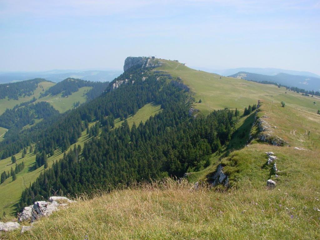 Le Chasseron depuis les Petites Roches