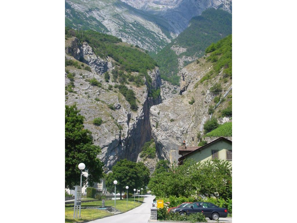 La fin des gorges de la Lizerne à Ardon
