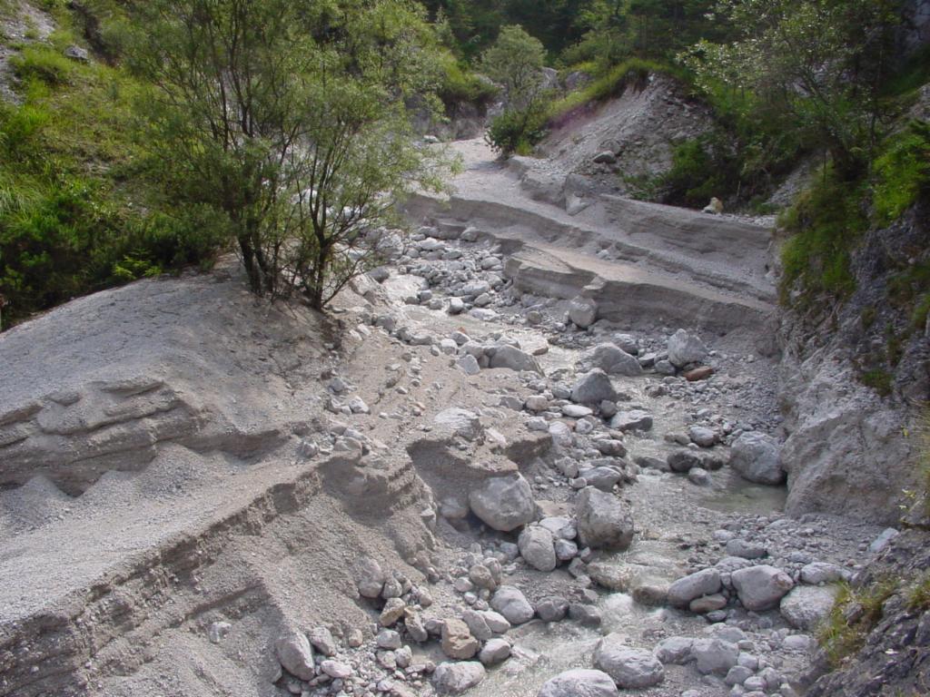 Schotterterrassen im Canyon des Gr. Billbachs