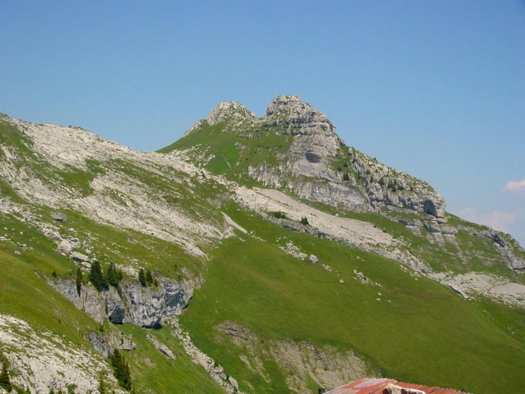 Les deux pointes de la Tour de Famelon