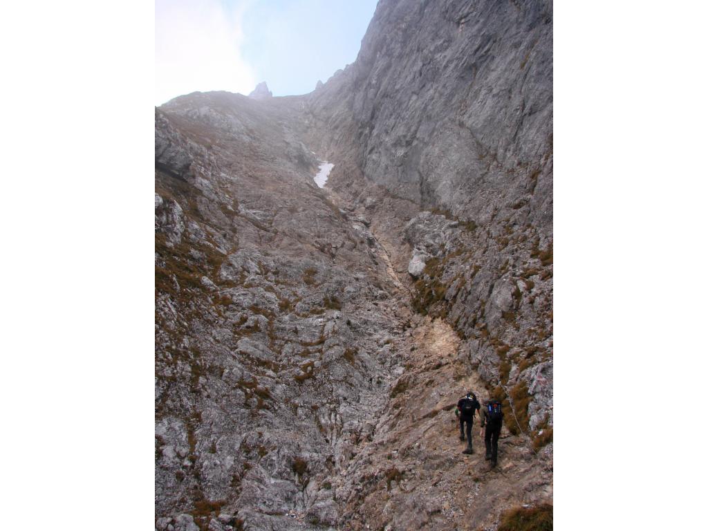 Schlucht im Aufstieg zur Hochfläche