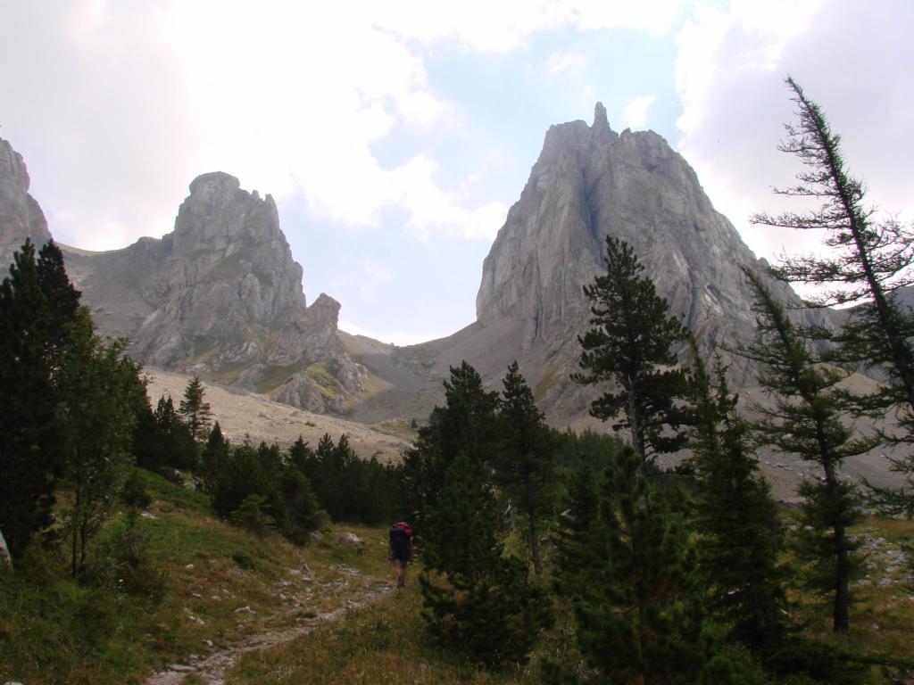 Montée au Col des Aiguilles