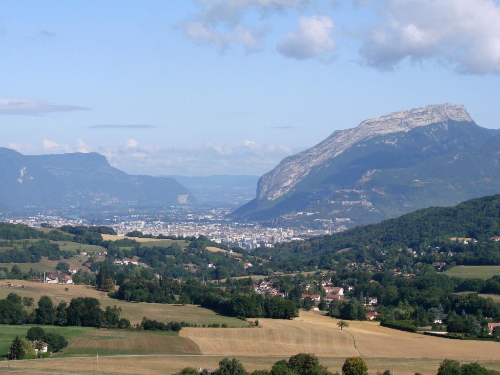 Vue vers Grenoble et le Néron
