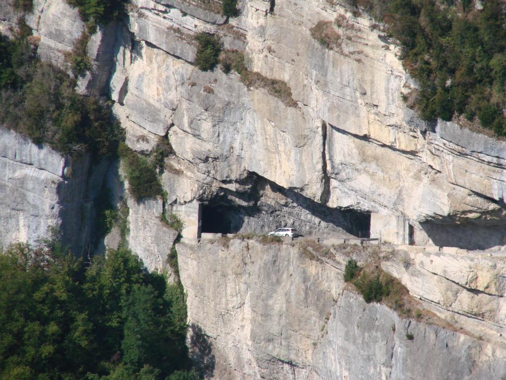 Route percée