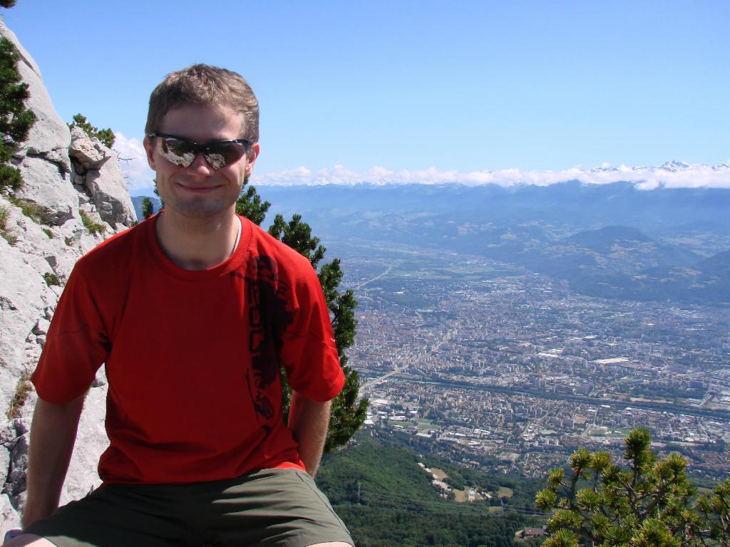 Grenoble en bas
