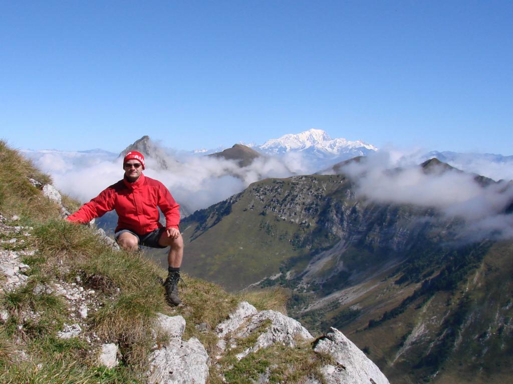 Au sommet devant Mont Pécloz et Mont Blanc