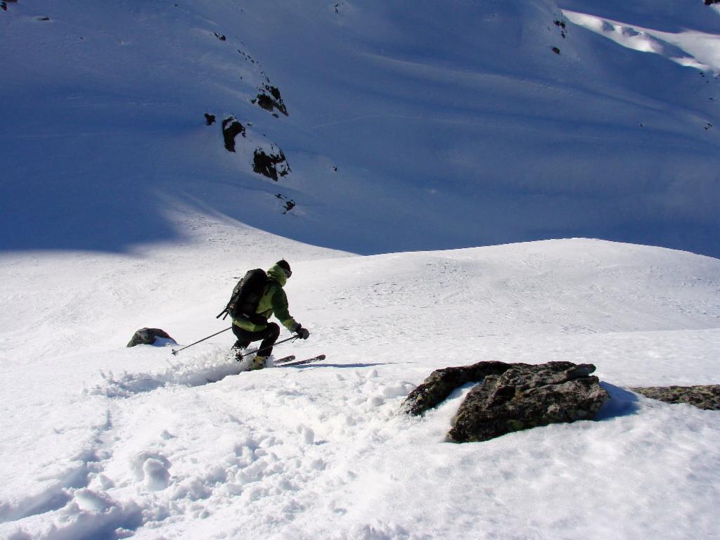 Georg attaque la descente dans la soupe.