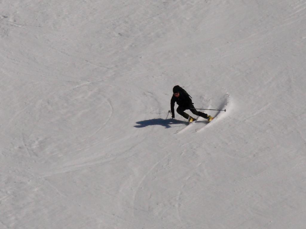 Georg se régale dans la neige transfo...