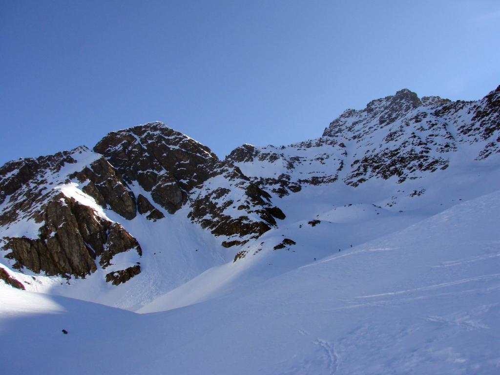 Montée sous le Pic des Valloires