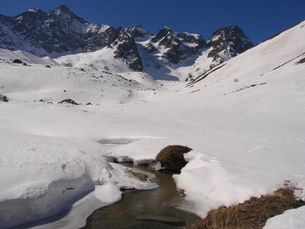 Remontée le long du Petit Tabuc au Col d'Arsine