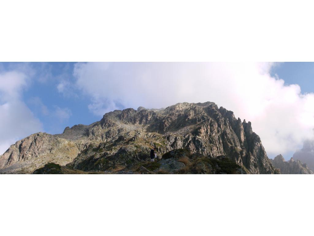 Versant sud du Pic Tourbat depuis le Col de Colombes