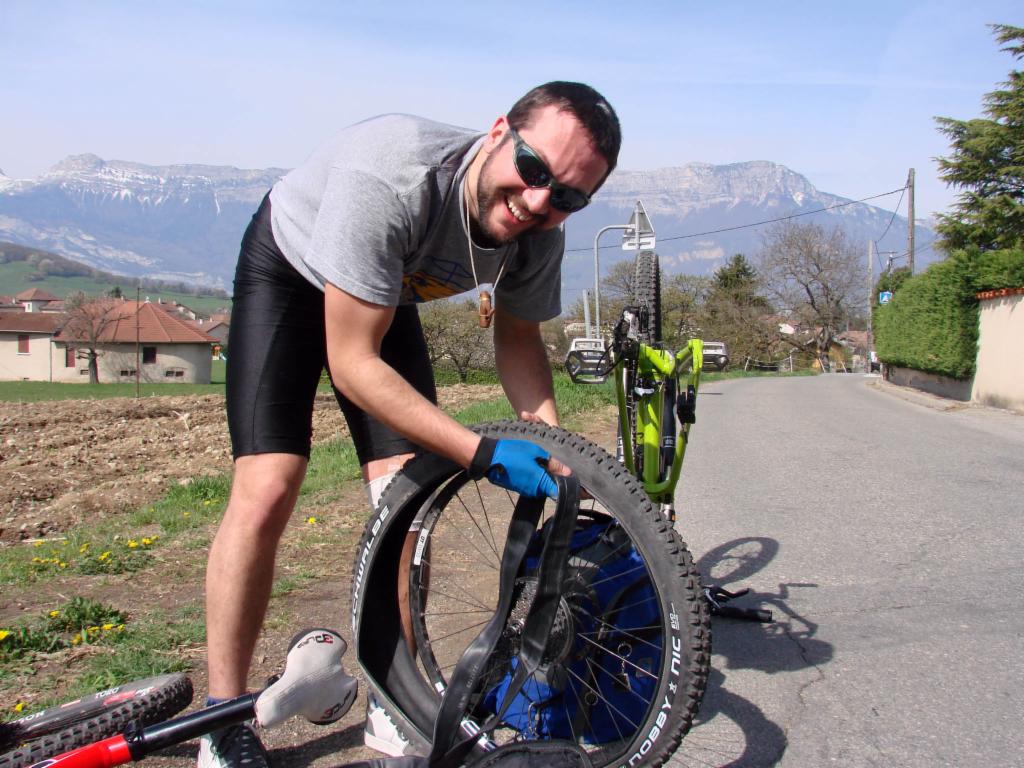 Pneu crevé pendant la montée par Haute Jarrie