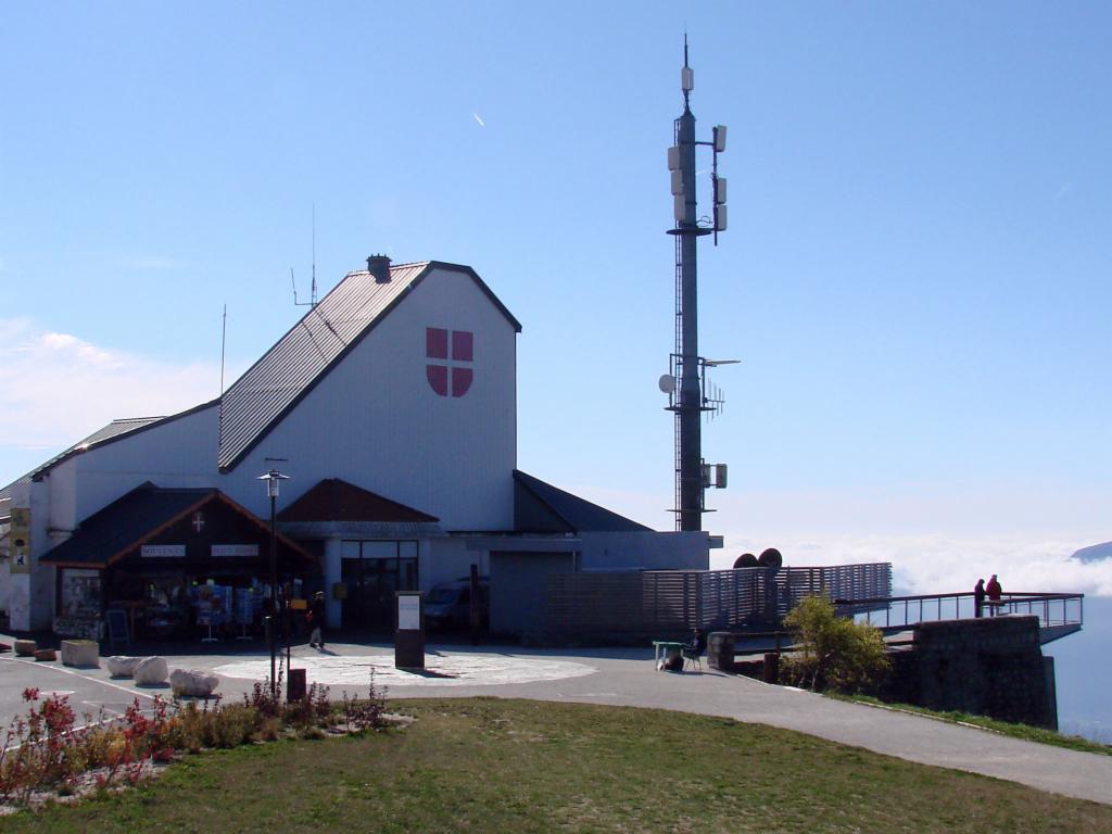 Ancienne gare de téléférique du Mont Revard