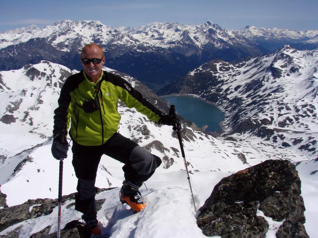 Yannick au sommet, Lac de Bissorte en bas