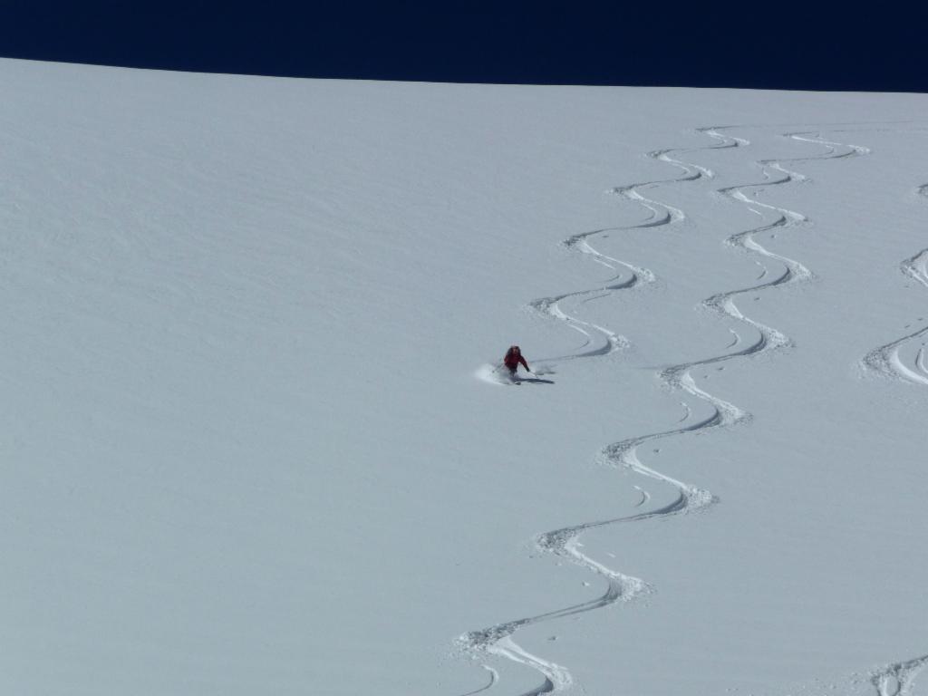 Peter descend le Glacier des Rouies.
