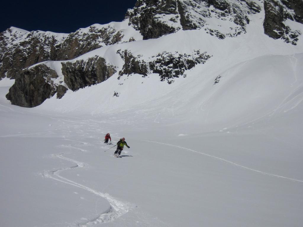 Peter et Yannick descendent le Glacier des Rouies.
