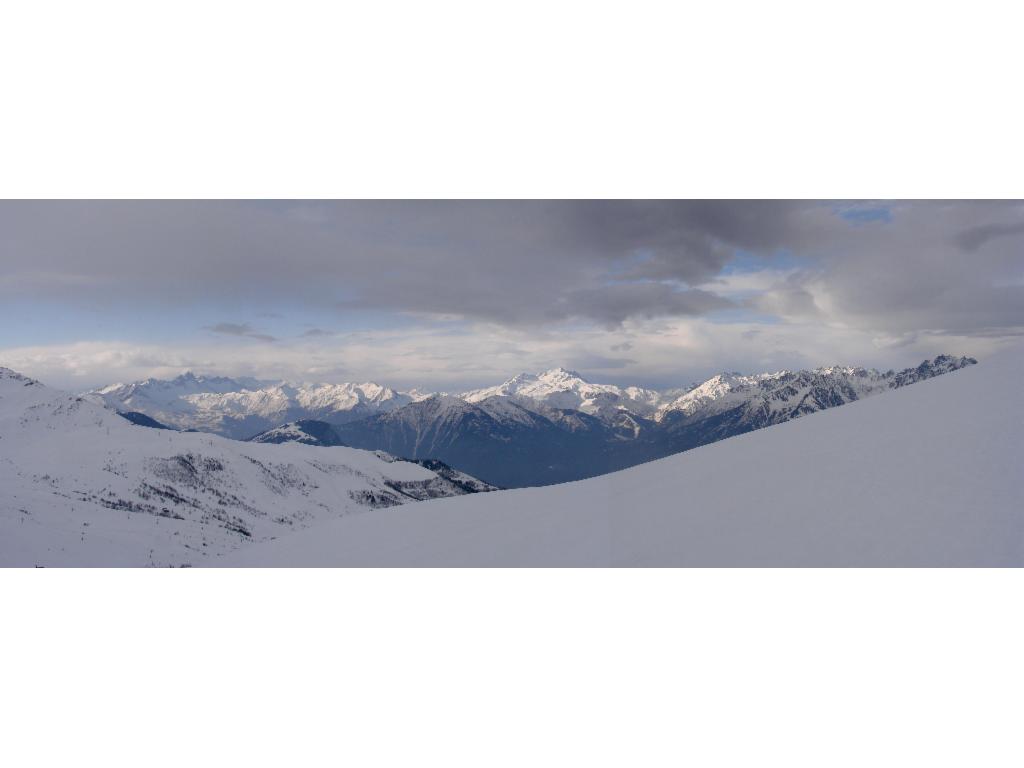 Les Grandes Rousses depuis le Col de la Madeleine