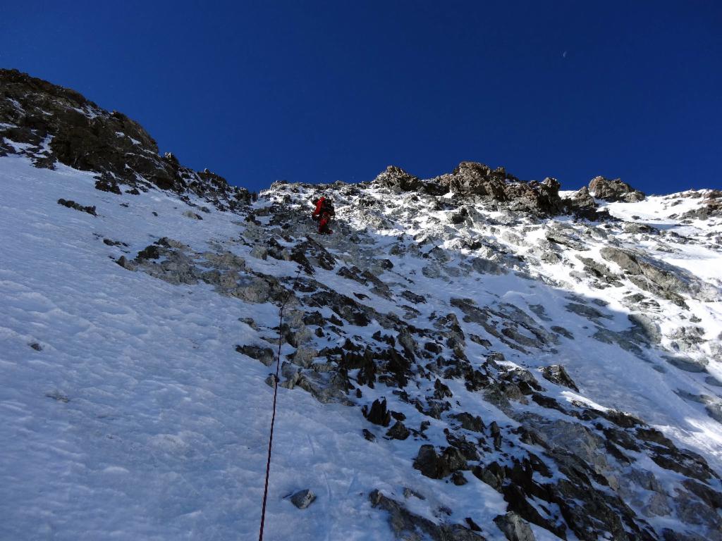 Dans le couloir pour atteindre la crête est