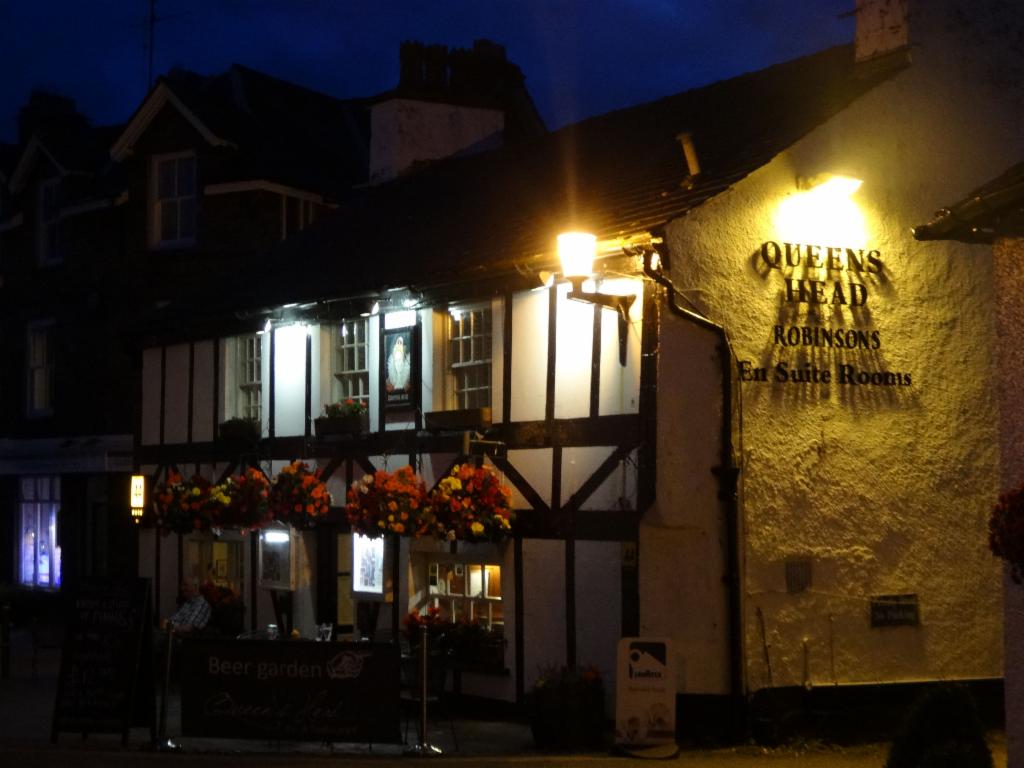 Last supper at Queens Head Pub in Hawskhead