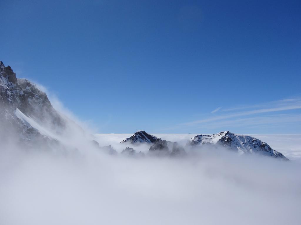 Le Galeteau et Grand Colon sortent des nuages...