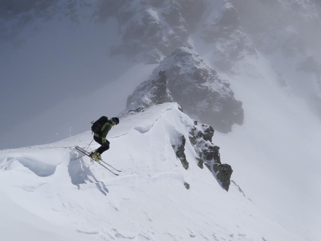 Georg attaque la descente