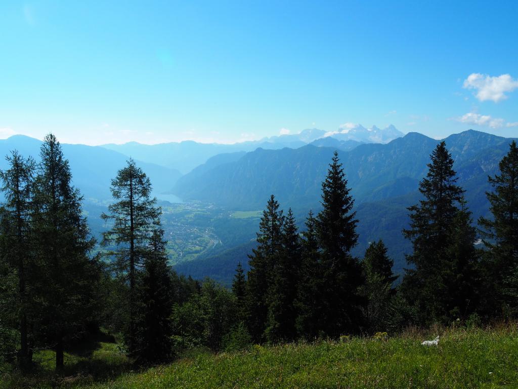 Hallstätter See und Dachstein von der Bergstation