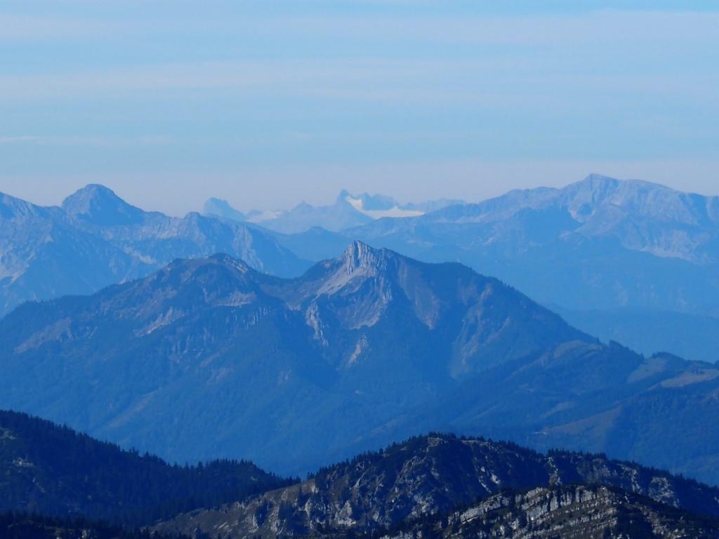 Dachstein hinter der Stumpfmauer