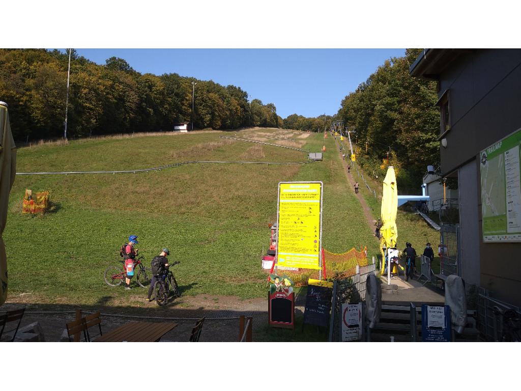 Trailpark auf der Hohe-Wand-Wiese