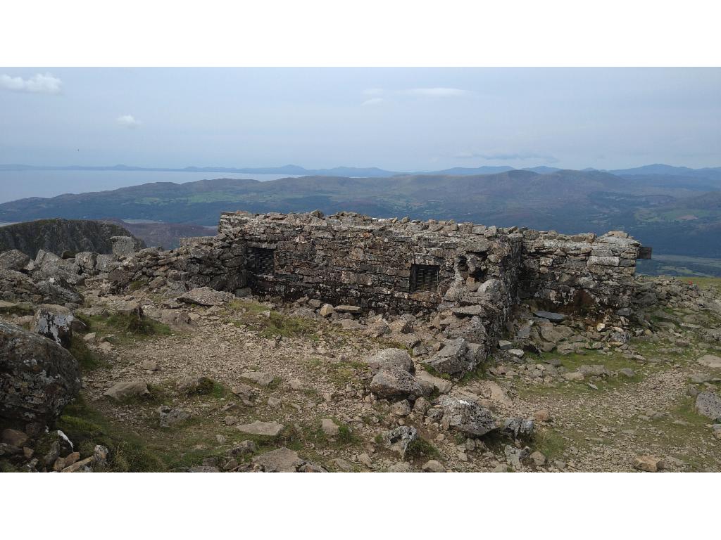 Shelter on the Penygader summit