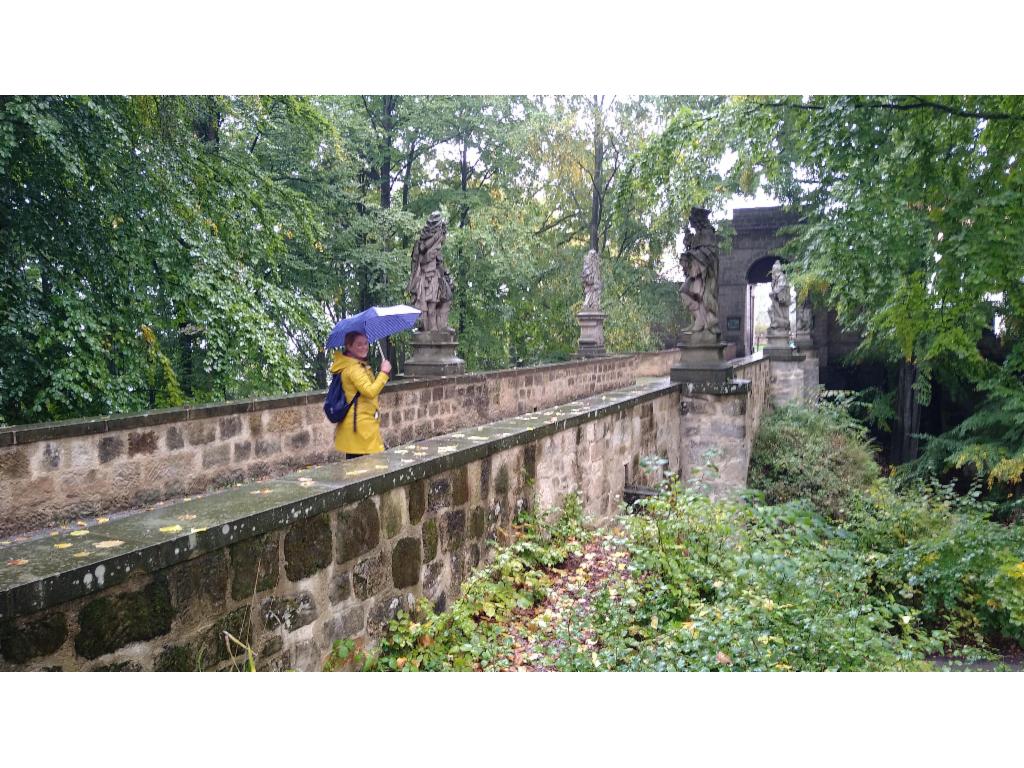 Brücke zur Hrad Valdštejn