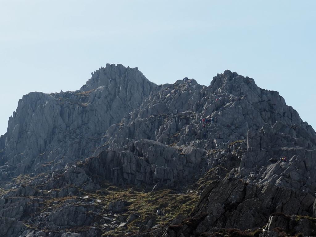 Upper part of Tryfan north ridge: now it's getting more serious...