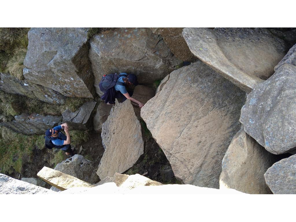 Gully between the pinnacles