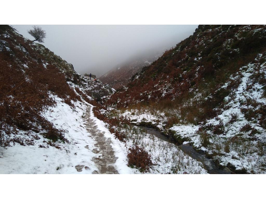 Lightspout Hollow towards the waterfall