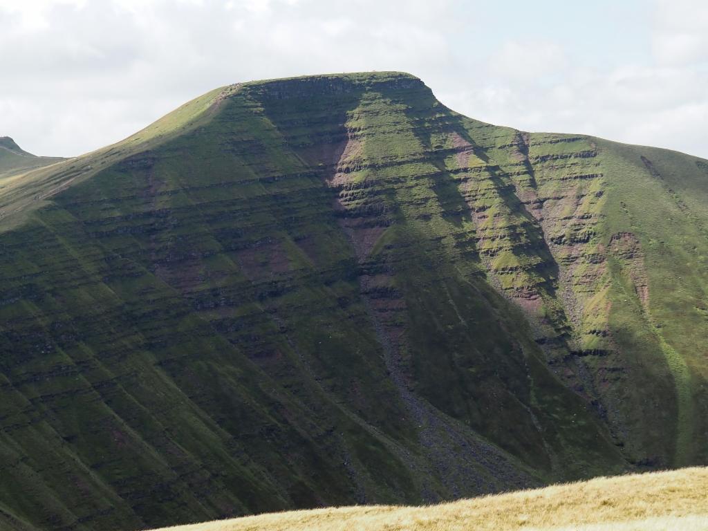 BreconBeacons Cribyn PenYFan2