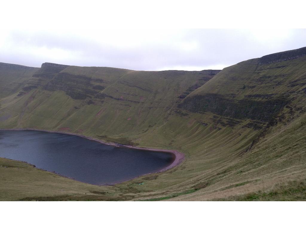 BreconBeacons WaunLefrith LlynYFanFach4