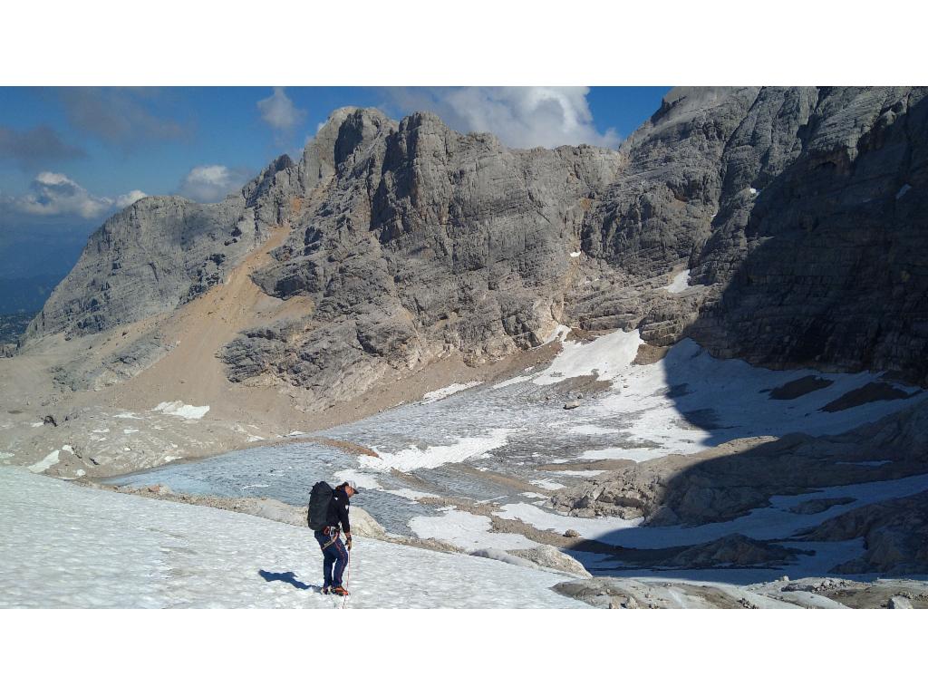 Blick auf den unteren Gletscherrest des Großen Gosaugletschers