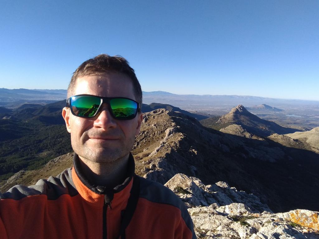 Auf dem Gipfel, Blick nach Westen
