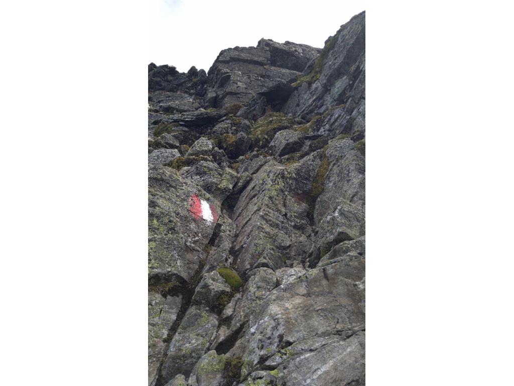 Blick aufwärts in die letzten Meter des Normalwegs