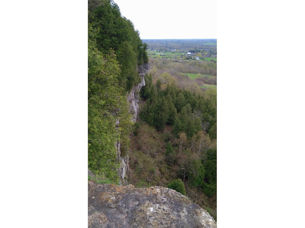 Cliff from the second lookout