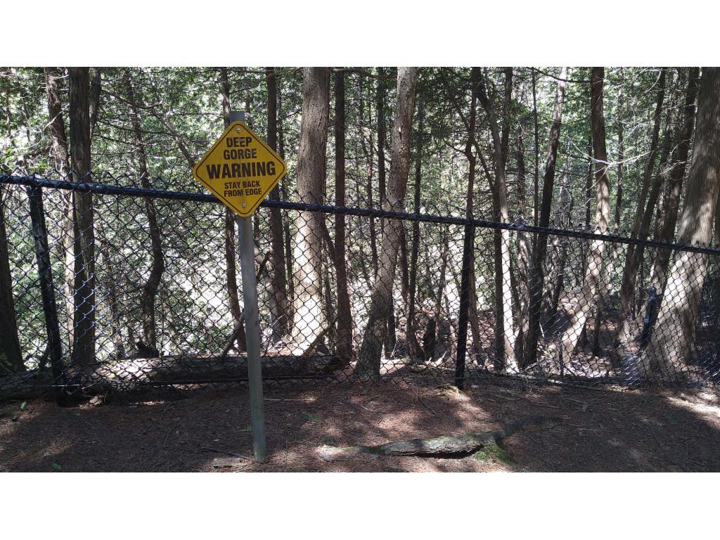Well-protected cliff