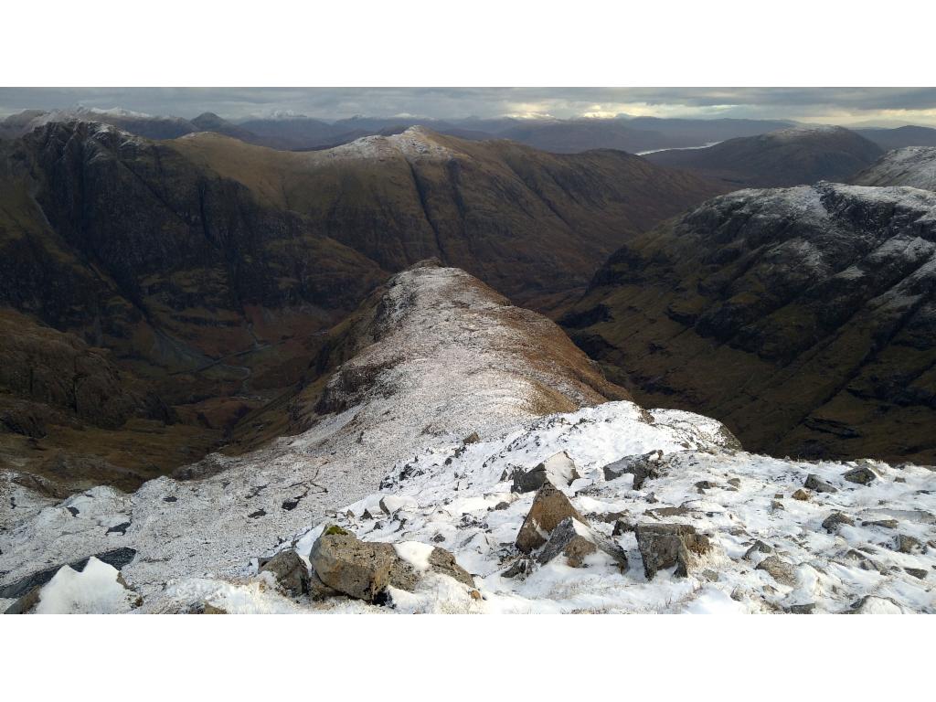 Looking down the spine of Gearr Aonach