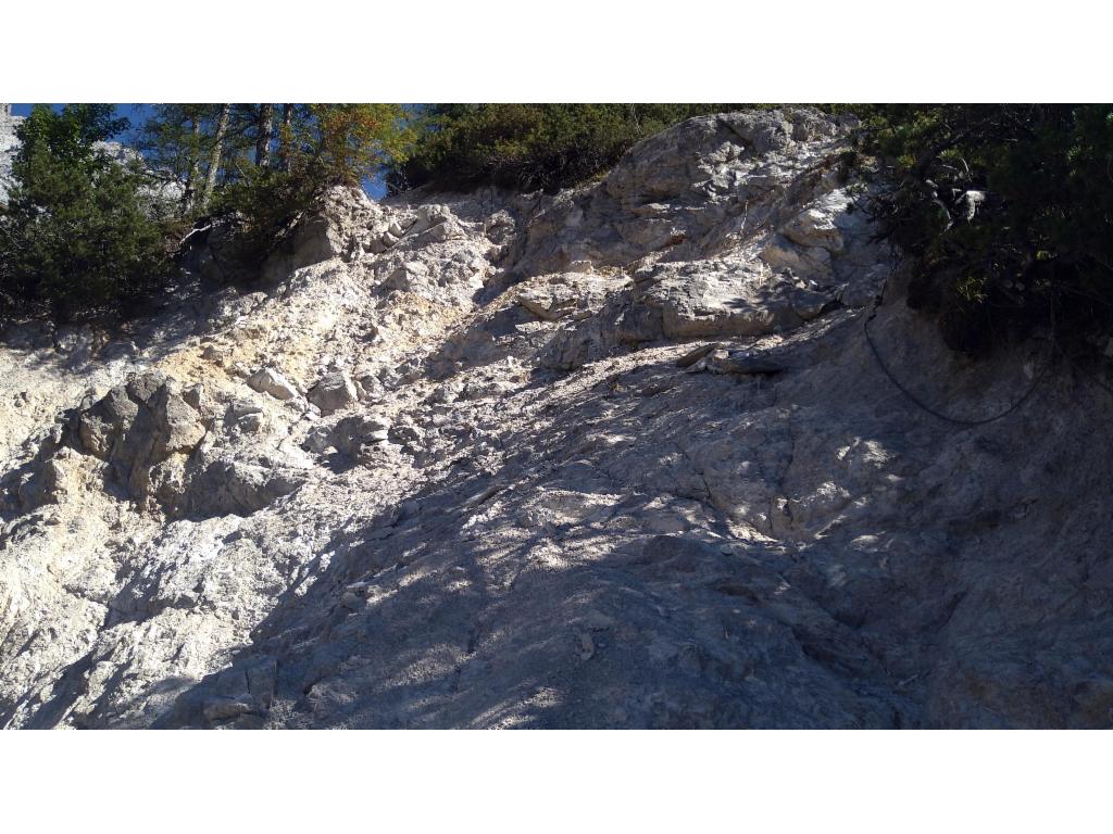 Ausgesetzte Rinnenquerung in der unteren Steilstufe